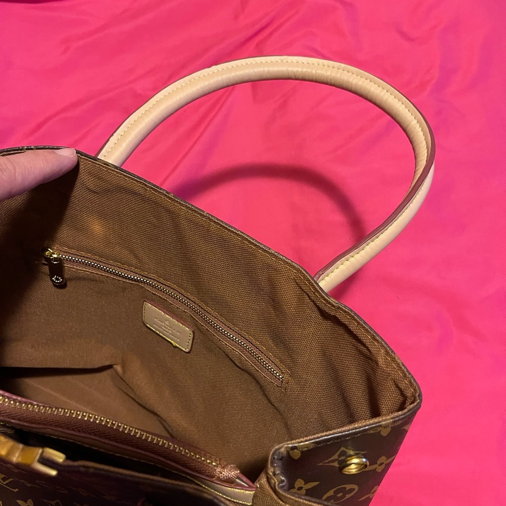 Medium sweet Handbag